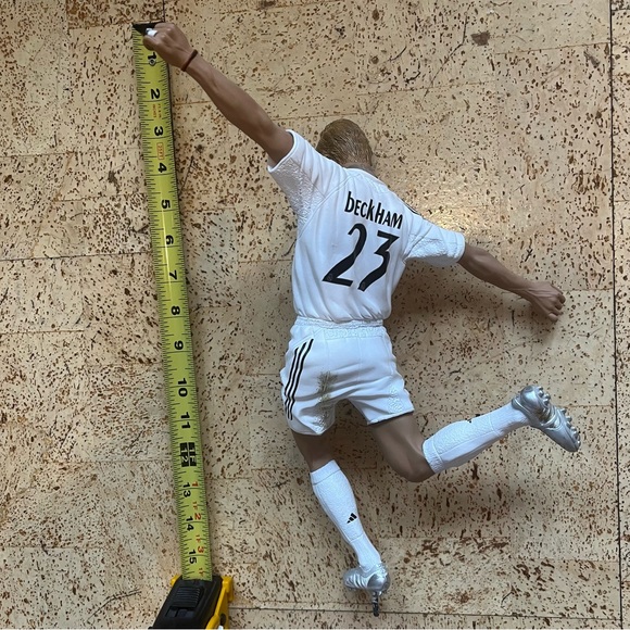 David Beckham Real Madrid Figure FT Champs 12 Inches 30 cm #23 Siemens READ DES! - Picture 3 of 10
